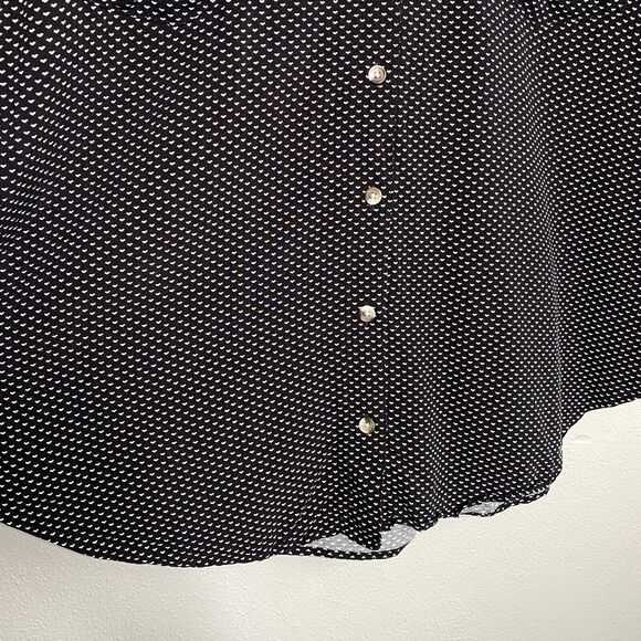 Jachs Girlfriend Women’s 2XL Black & White Polka Dot Heart Button Down Blouse - Picture 4 of 12